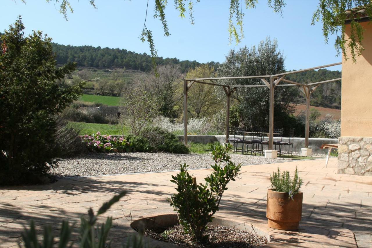Cal Riba Guest House La Llacuna Exterior photo