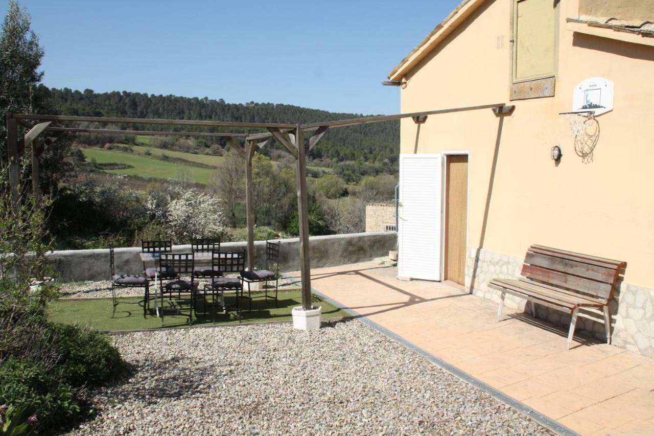 Cal Riba Guest House La Llacuna Exterior photo